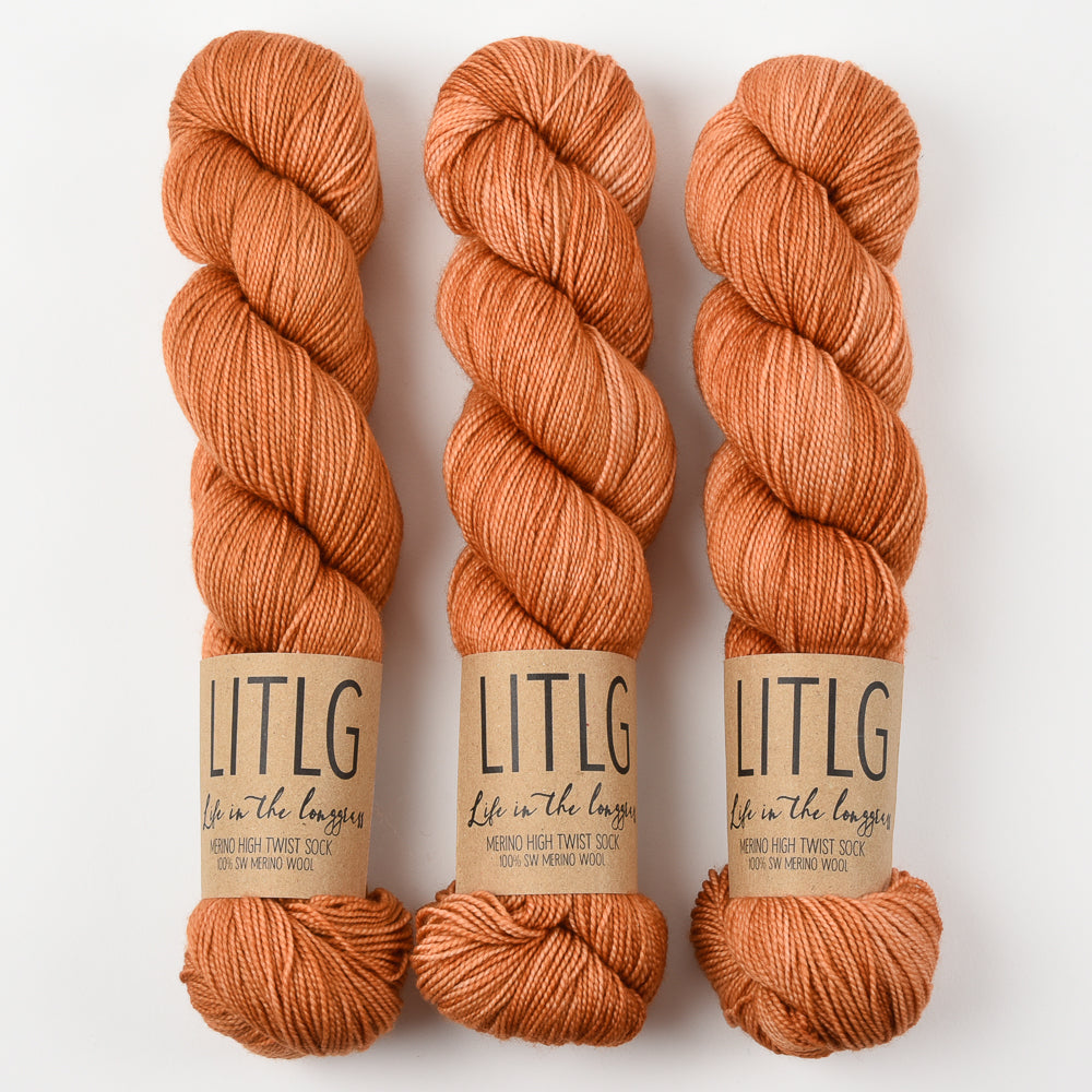 Life in The Long Grass HIGH TWIST SOCK - FIRECLAY Merino wool Fingering orange Yarn