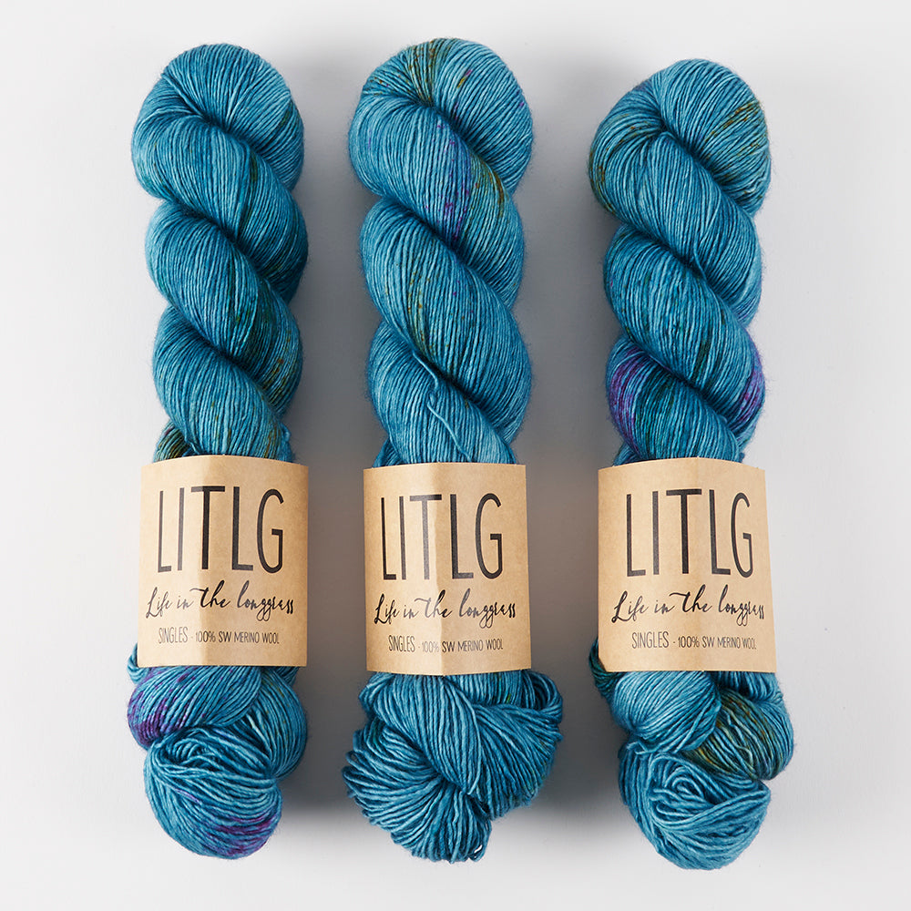 Life in The Long Grass LITLG SINGLES - HARBOUR Merino wool Fingering blue Yarn