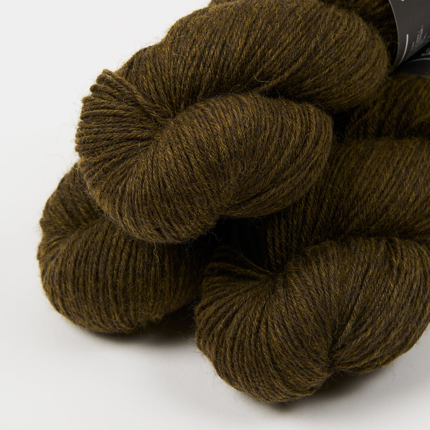 LAINE X NOVITA 4PLY - EARTHY OLIVE