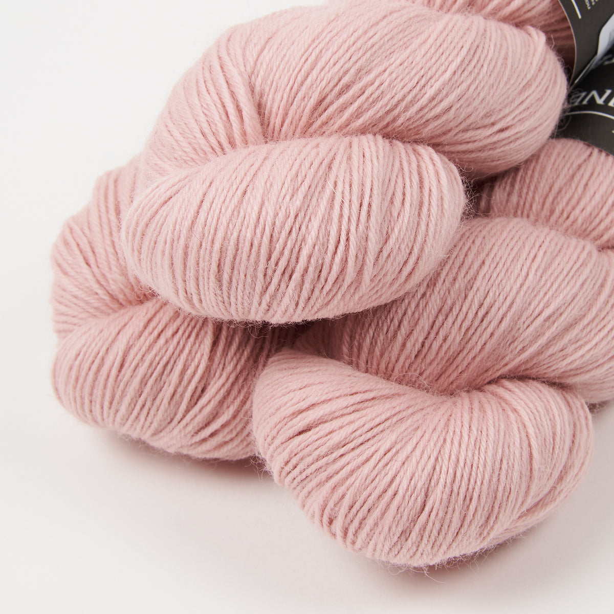 LAINE X NOVITA 4PLY - WHISPERING PETAL