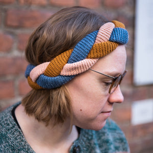 LAINE 52 WEEKS OF SCRAP YARN: PROJECTS FOR CRAFTERS