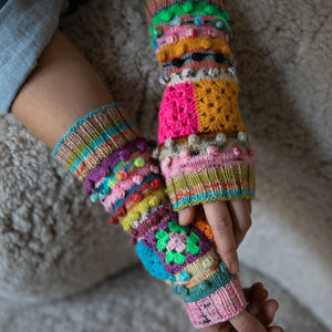 LAINE 52 WEEKS OF SCRAP YARN: PROJECTS FOR CRAFTERS