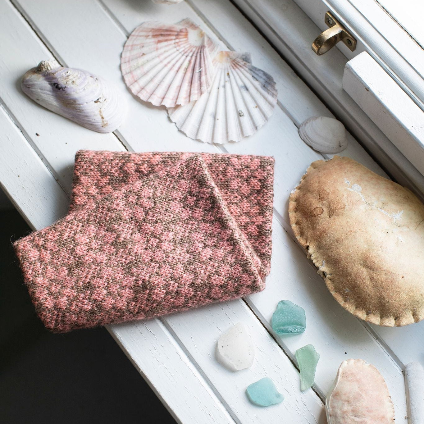 Grand Shetland Adventures Knits by Gudrun Johnston & Mary Jane Mucklestone