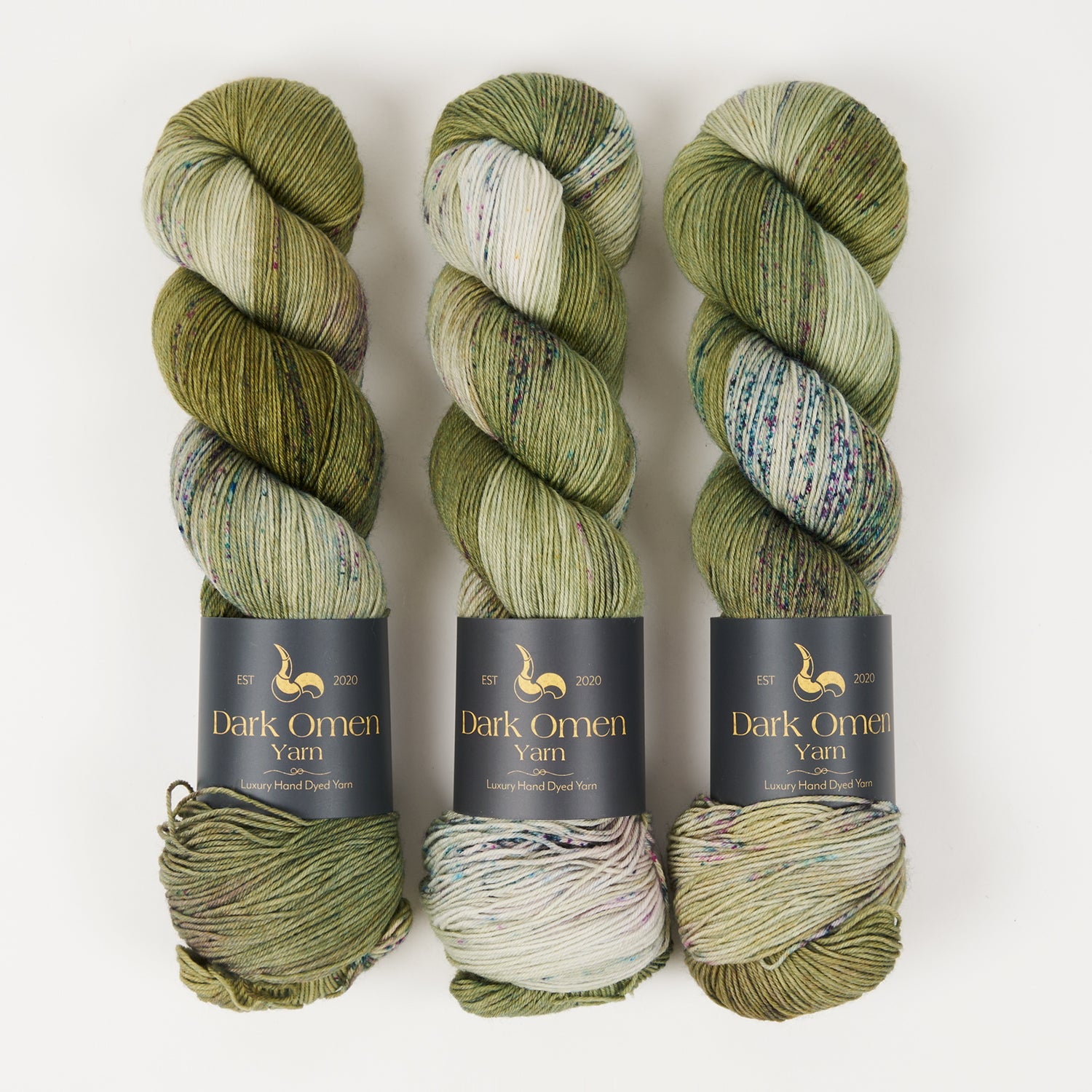 Dark Omen Yarn MERINO SOCK - QU'S MARSH Merino wool Nylon Fingering green Yarn