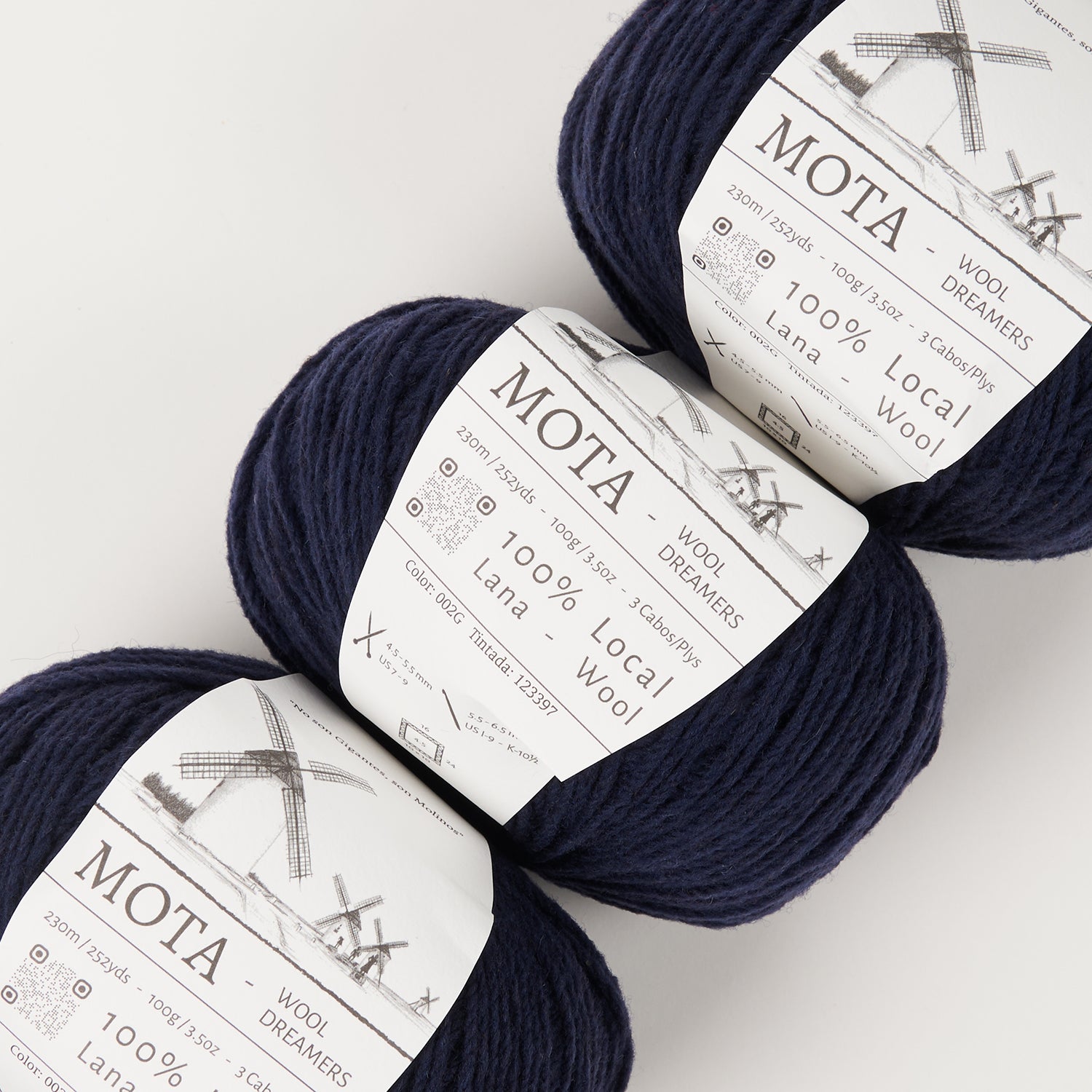 Wool Dreamers MOTA - 002G NAVY BLUE Wool DK blue Yarn