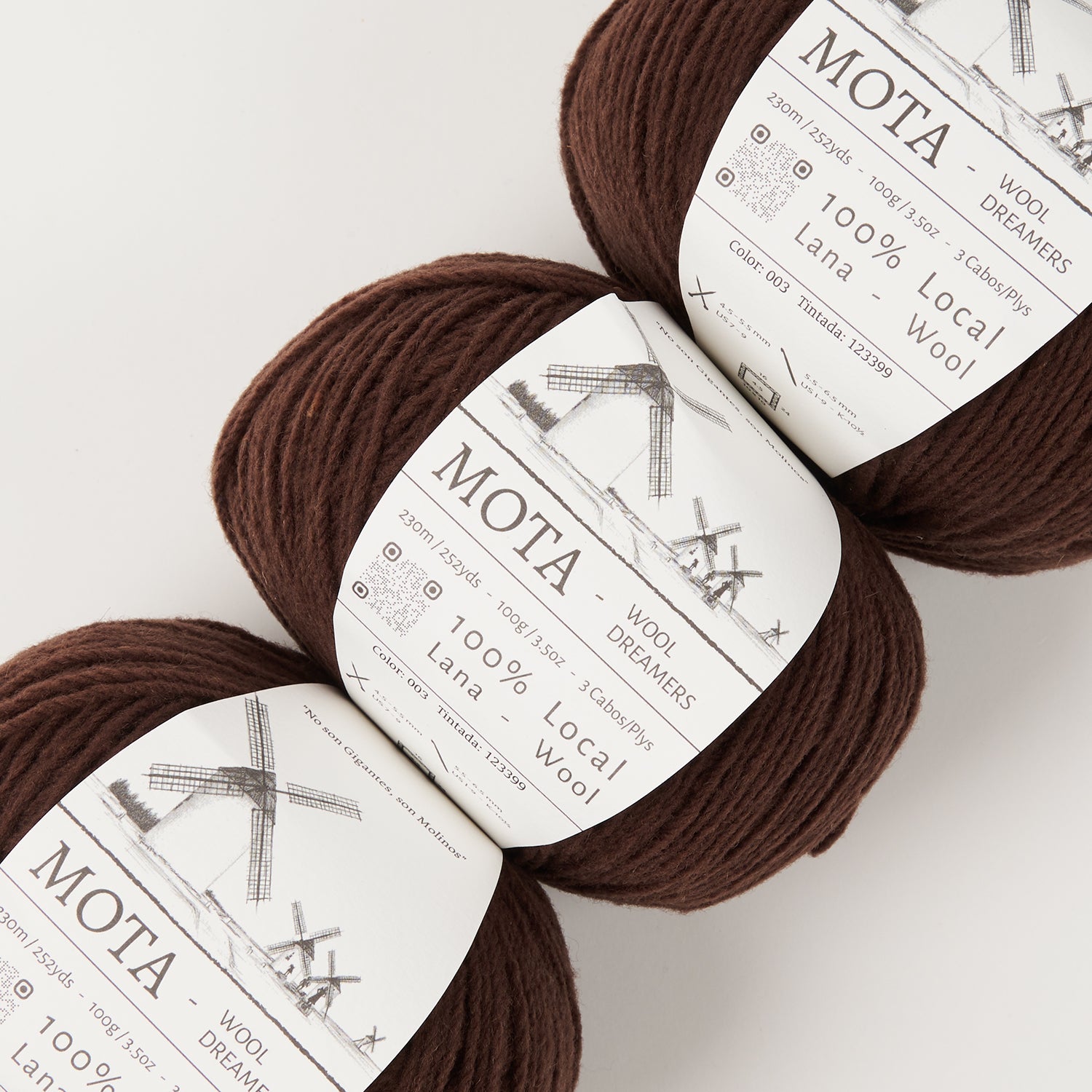 Wool Dreamers MOTA - 003 CHESTNUT Wool DK brown Yarn