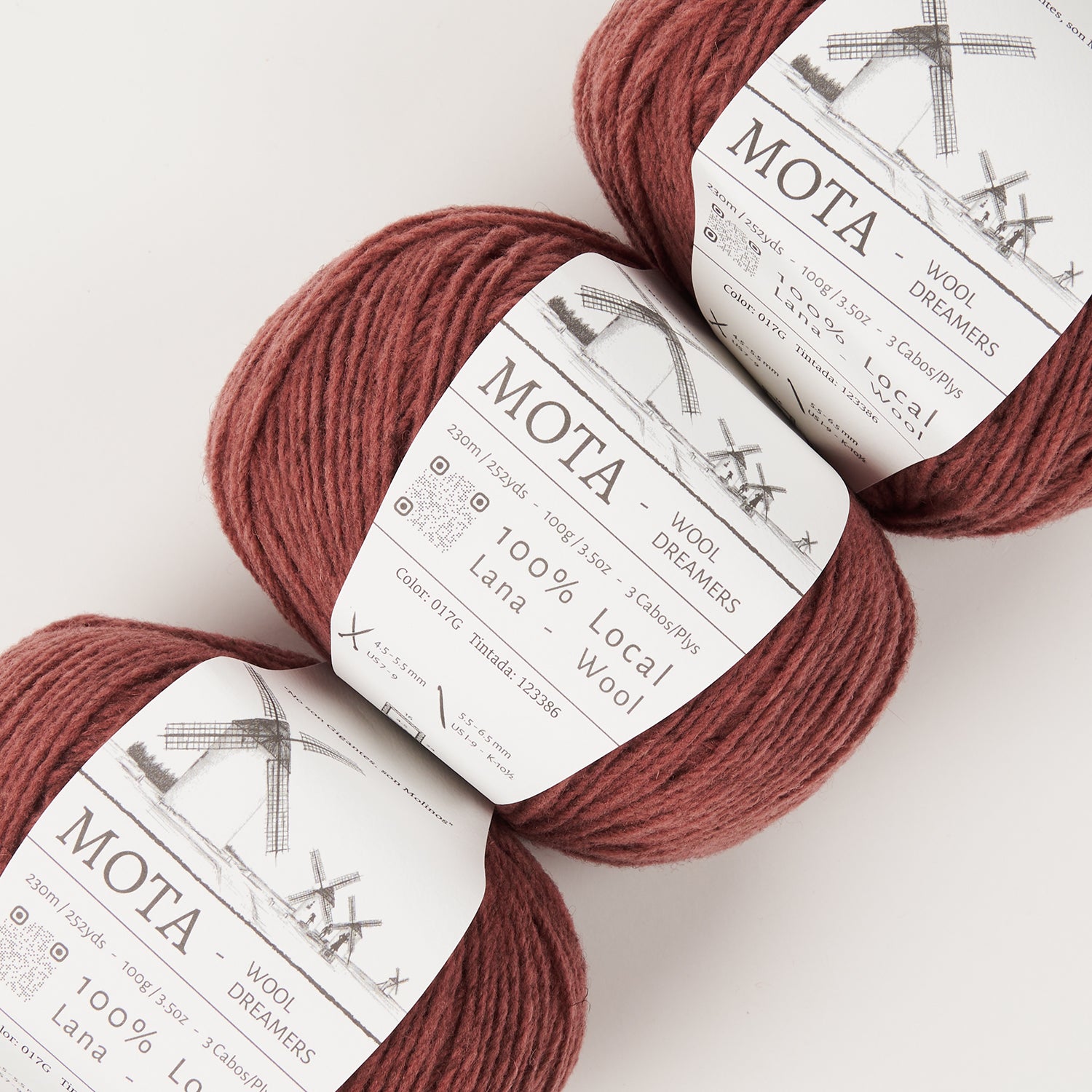 Wool Dreamers MOTA - 017G LIGHT PURPLE Wool DK red Yarn