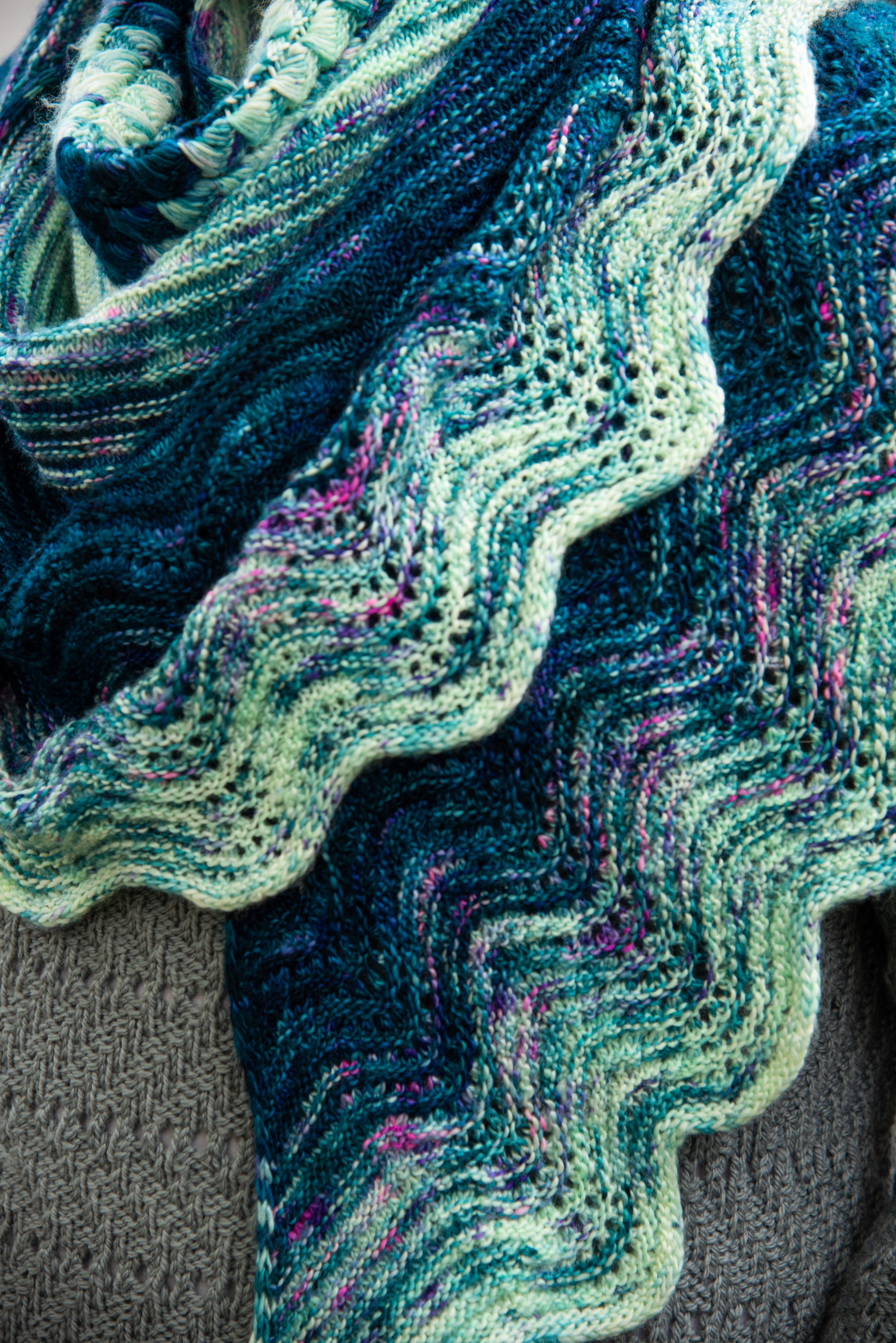 MESMERIZING MERMAID SHAWL PATTERN