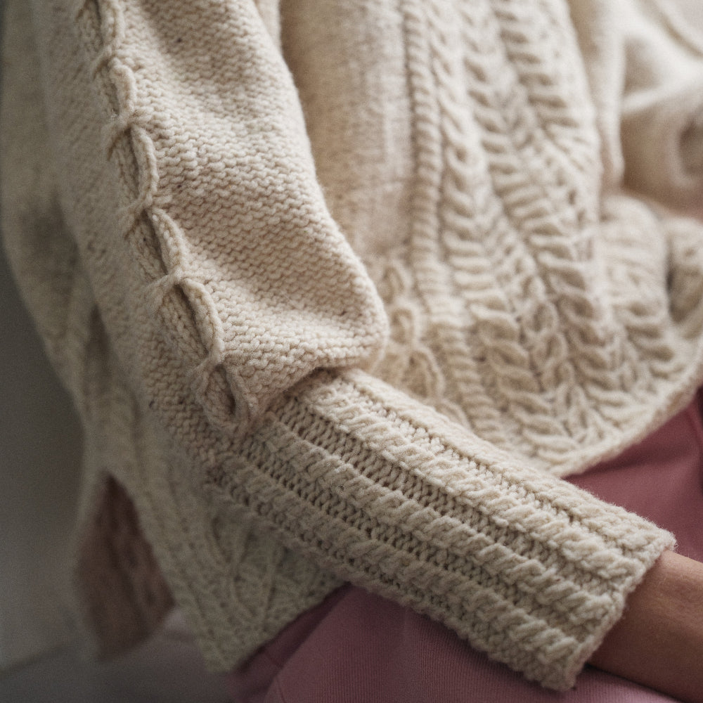 KNIT POP: DESIGNS FOR THE MODERS MAKER by MIKI TERAGAKI