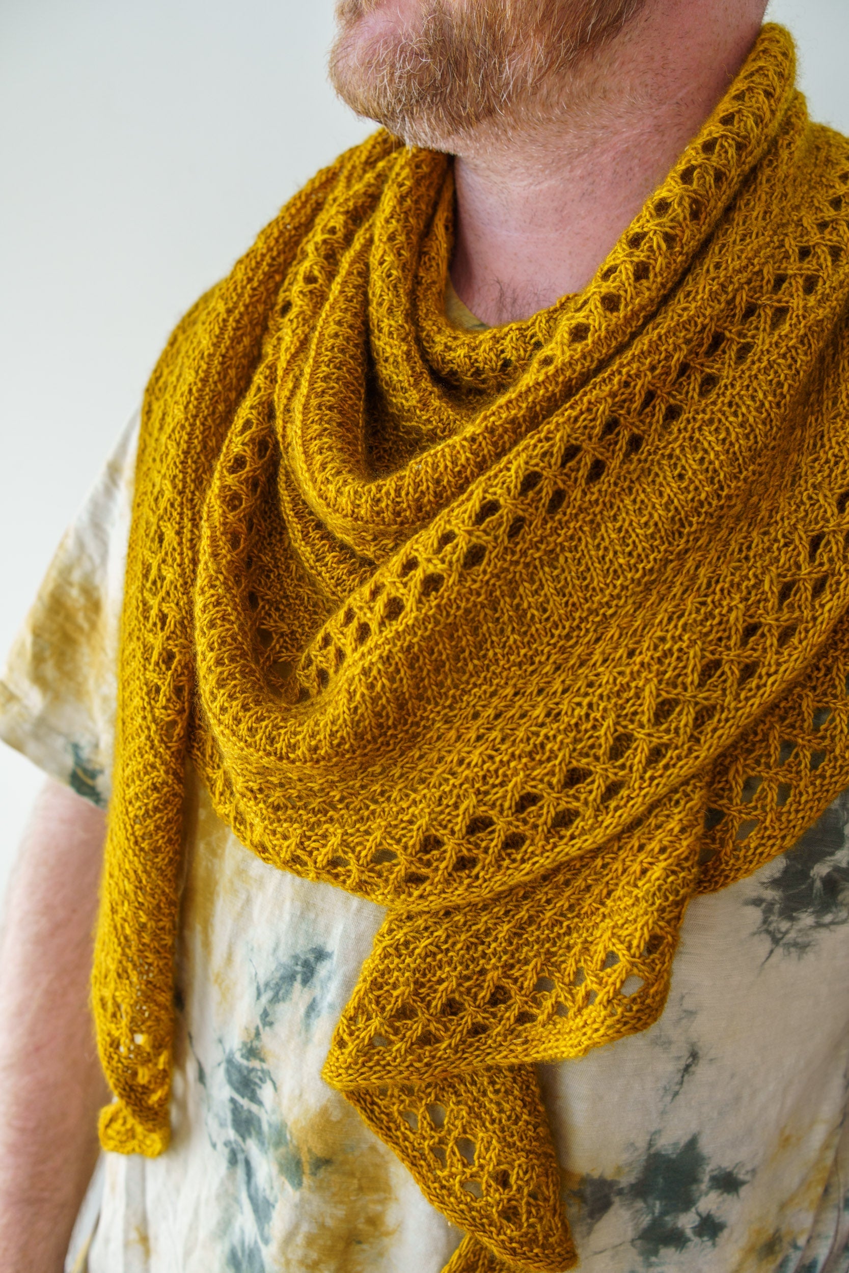 MINGLING DAISIES SHAWL PATTERN
