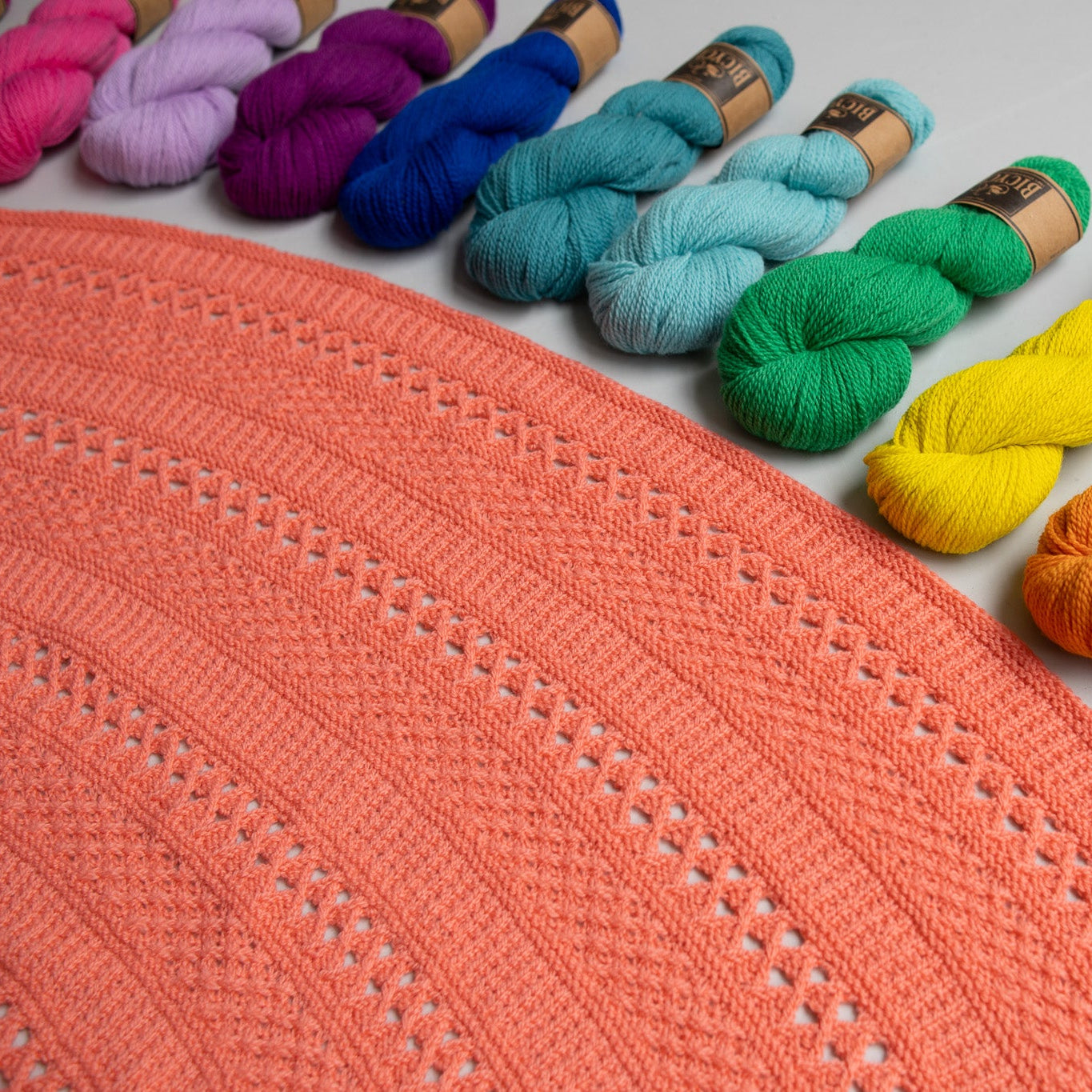 Mingling Daisies Shawl