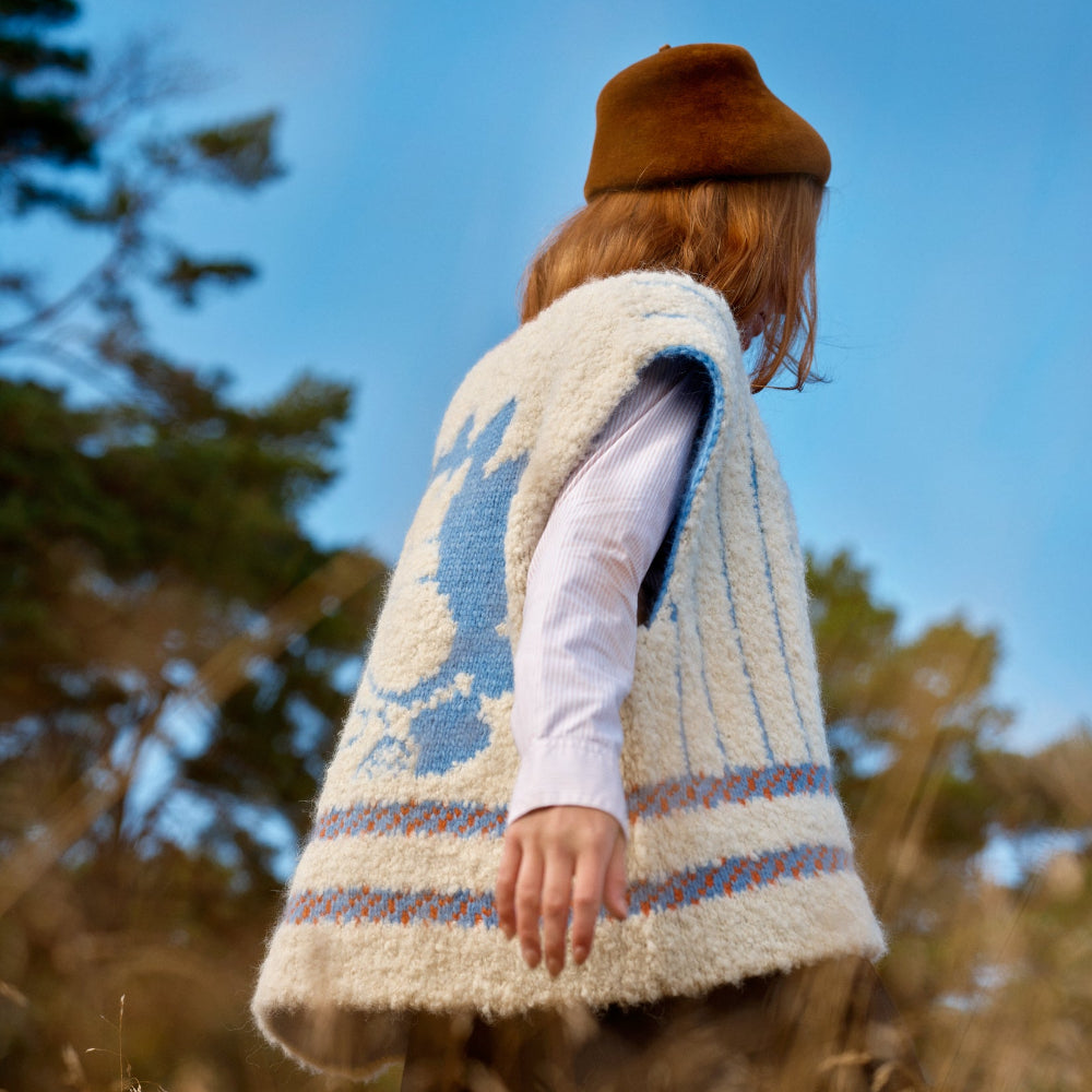 THE ART OF THE SEA: 23 KNITWEAR DESIGNS INSPIRED BY THE MOOMINS