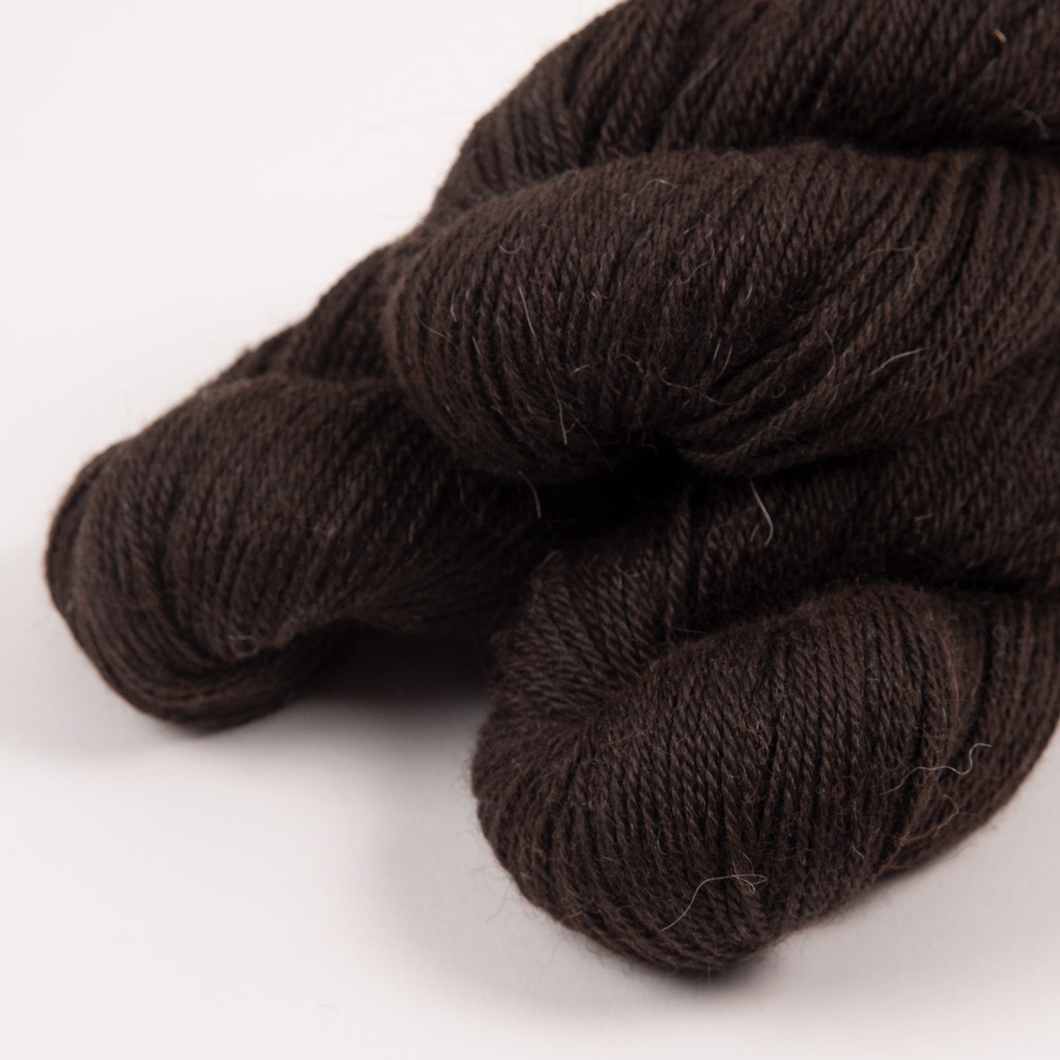 BABY ALPACA - 410 NATURAL DARK BROWN
