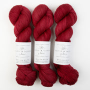 Olivia & Oliver OLIVIA BFL - CHERRY POUND CAKE BFL Wool Blue Faced Leicester Fingering red Yarn