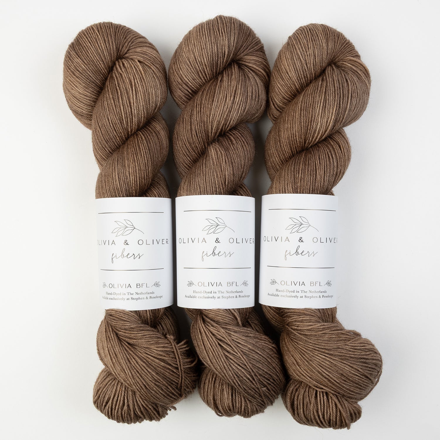 Olivia & Oliver OLIVIA BFL - HOT COCOA BFL Wool Blue Faced Leicester Fingering brown Yarn
