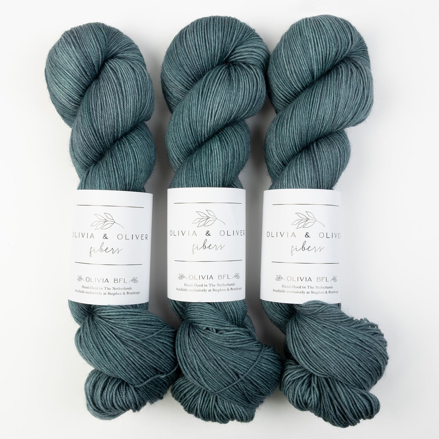 Olivia & Oliver OLIVIA BFL - JUNIPER BFL Wool Blue Faced Leicester Fingering green Yarn