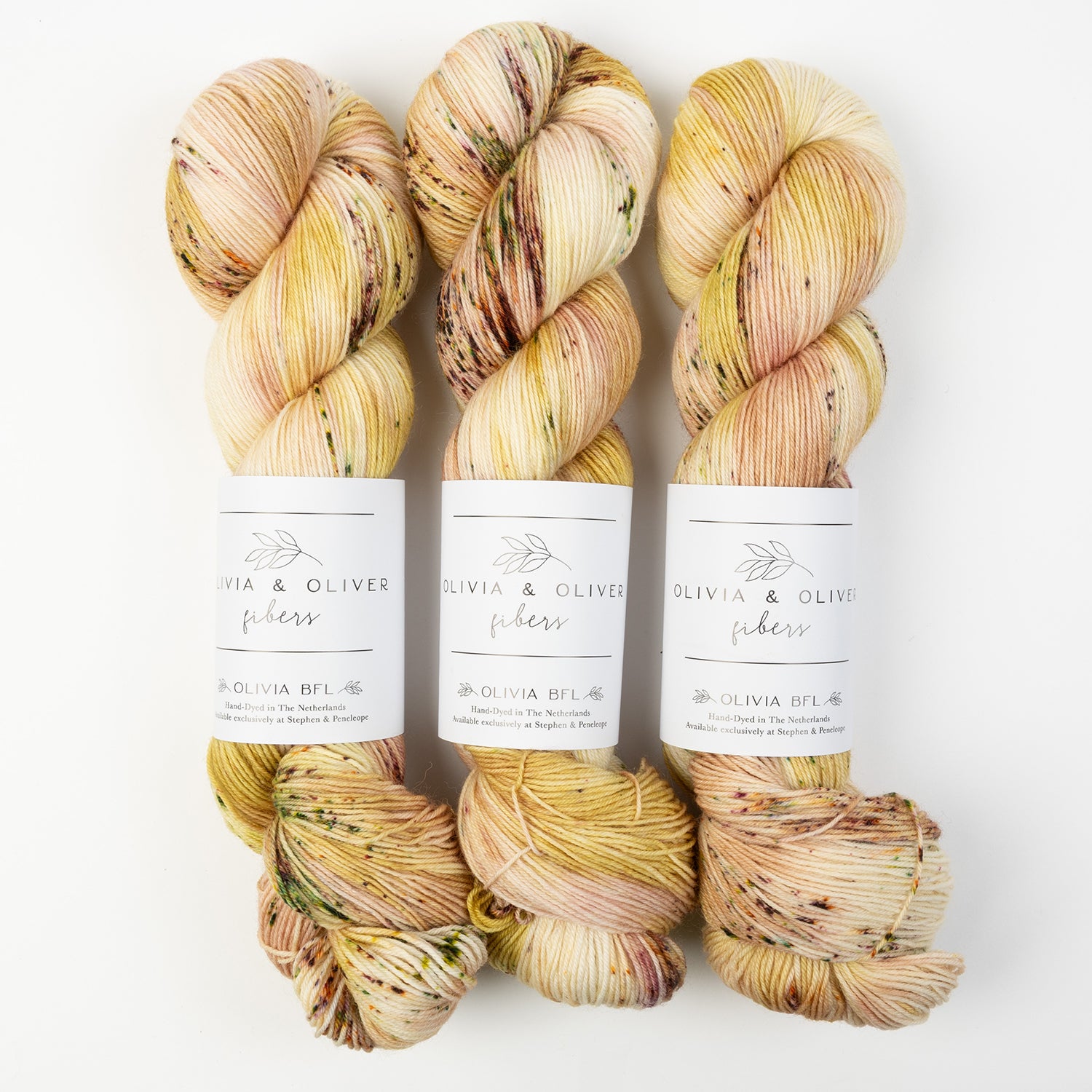 Olivia & Oliver OLIVIA BFL - RICOTTA CHEESECAKE BFL Wool Blue Faced Leicester Fingering yellow cream Yarn