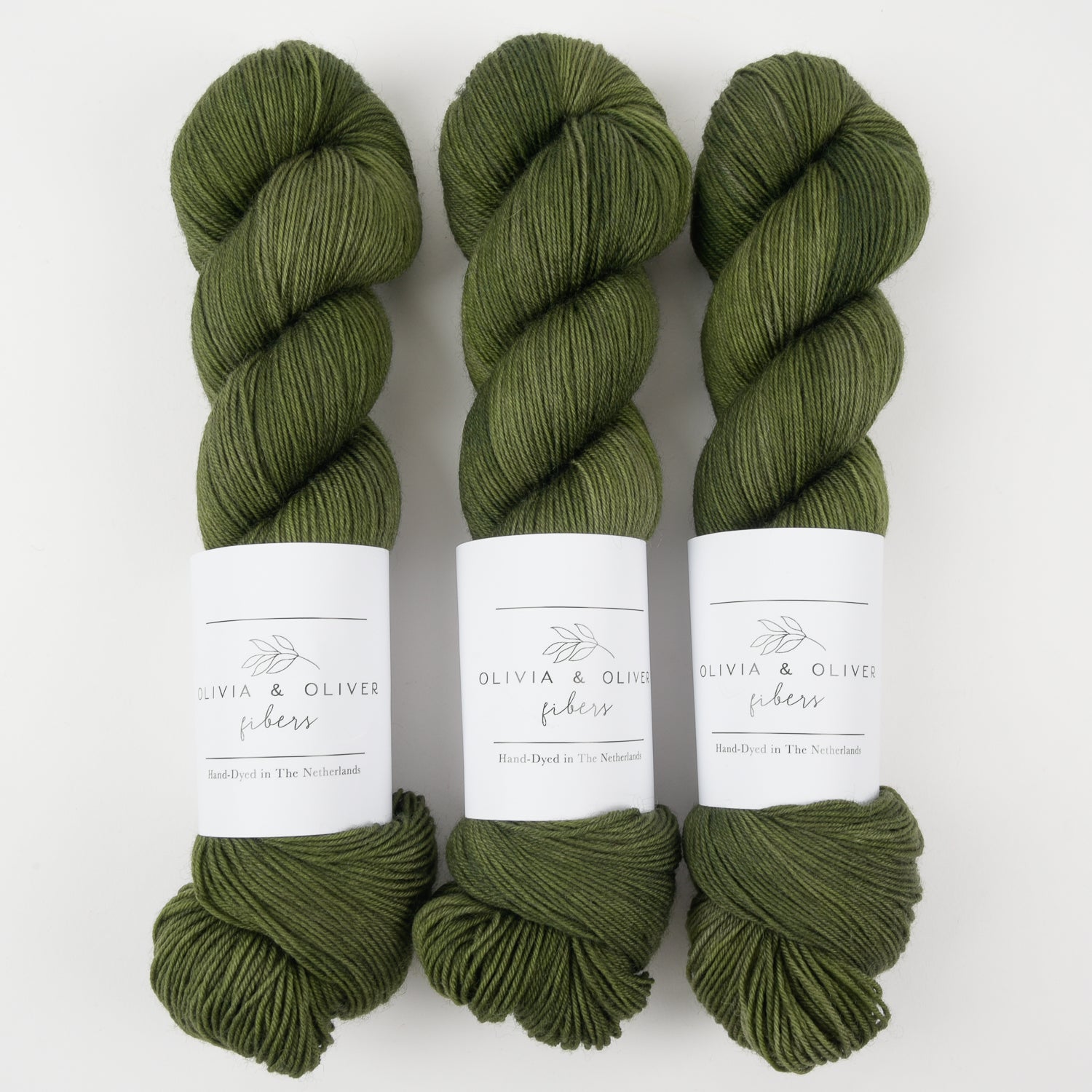 Olivia & Oliver OLIVIA BFL - PINE BFL Wool Blue Faced Leicester Fingering green Yarn