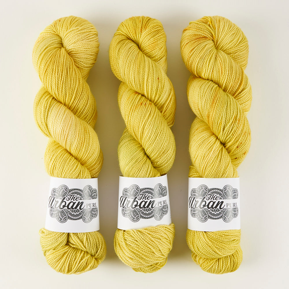 The Urban Purl LUX HI TWIST - EQUINOX Merino wool Silk Fingering yellow Yarn