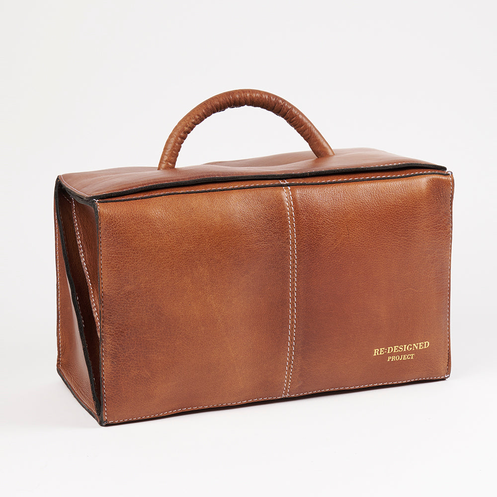Re:Designed Project 18 — Leather Accordion Needle Case for