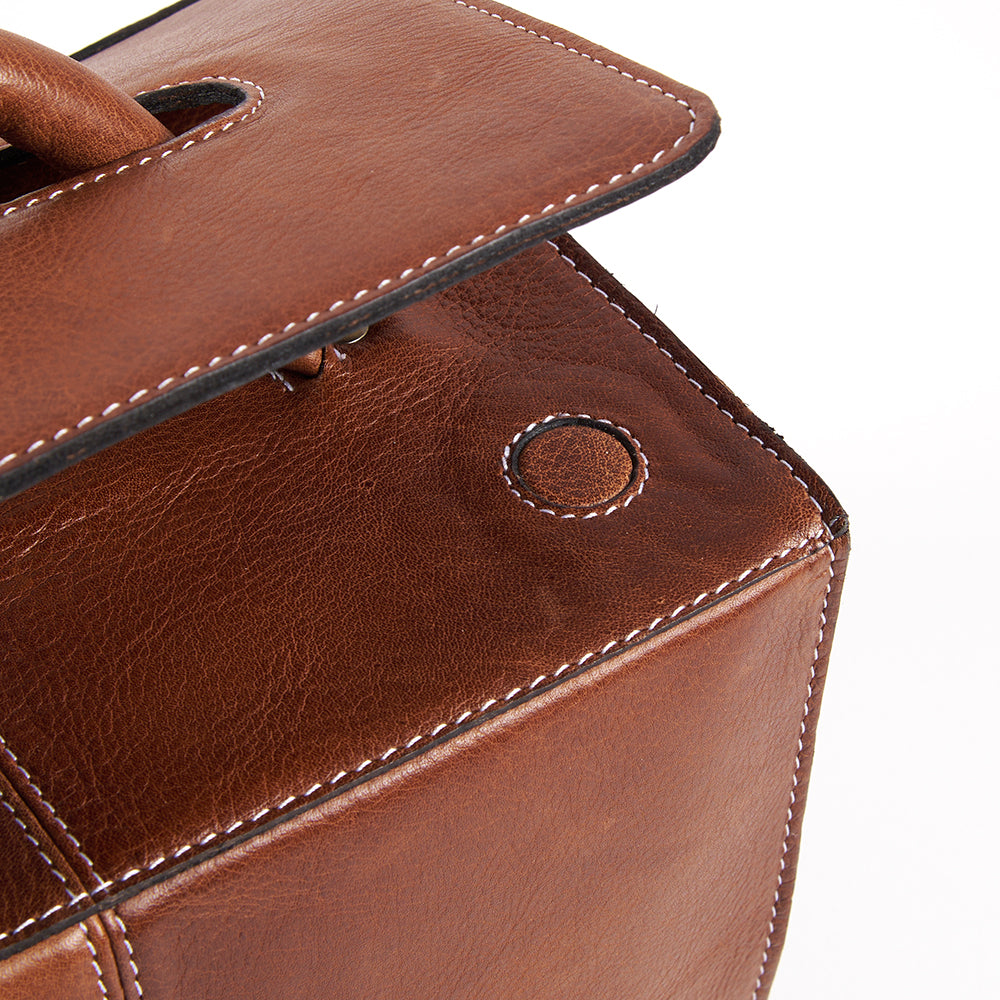 PROJECT 134 - WALNUT - SMALL BOXY PROJECT ORGANISER