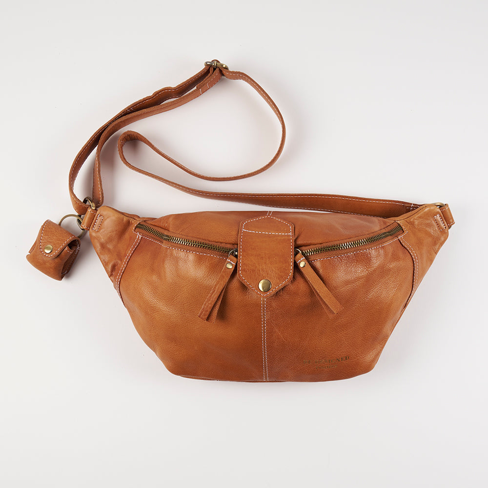 Re:Designed Project 95 — Leather Knitting Belt Bag & Crossbody Bum