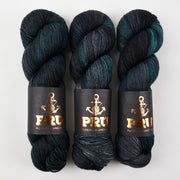Punk Rock Unicorn SOUL - PACIFIC Merino wool Nylon Fingering  Sock blue black Yarn