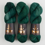 Punk Rock Unicorn SOUL - TANNE Merino wool Nylon Fingering  Sock green Yarn