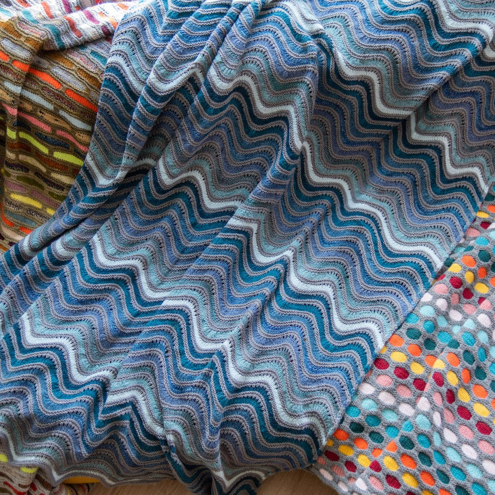 Painting Waves Blanket