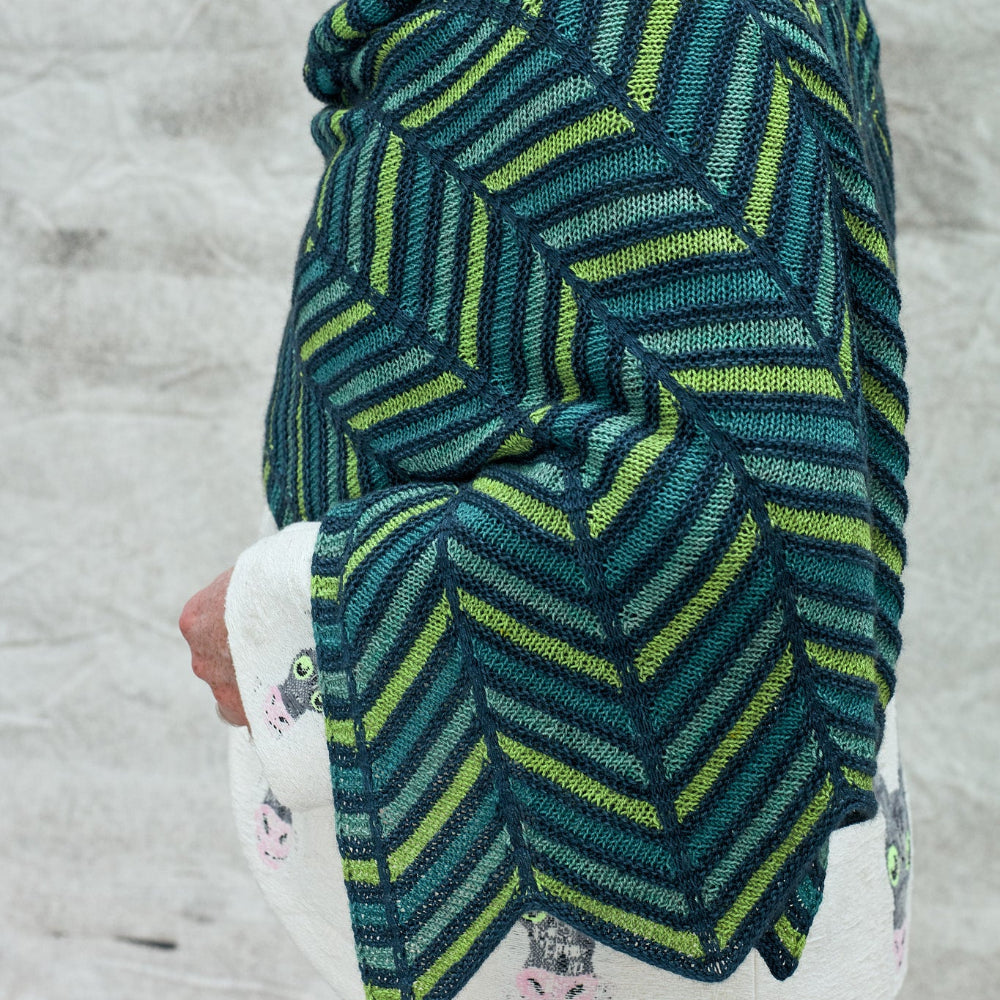 WESTKNITS SAMPLE - PAINTING CHEVRONS