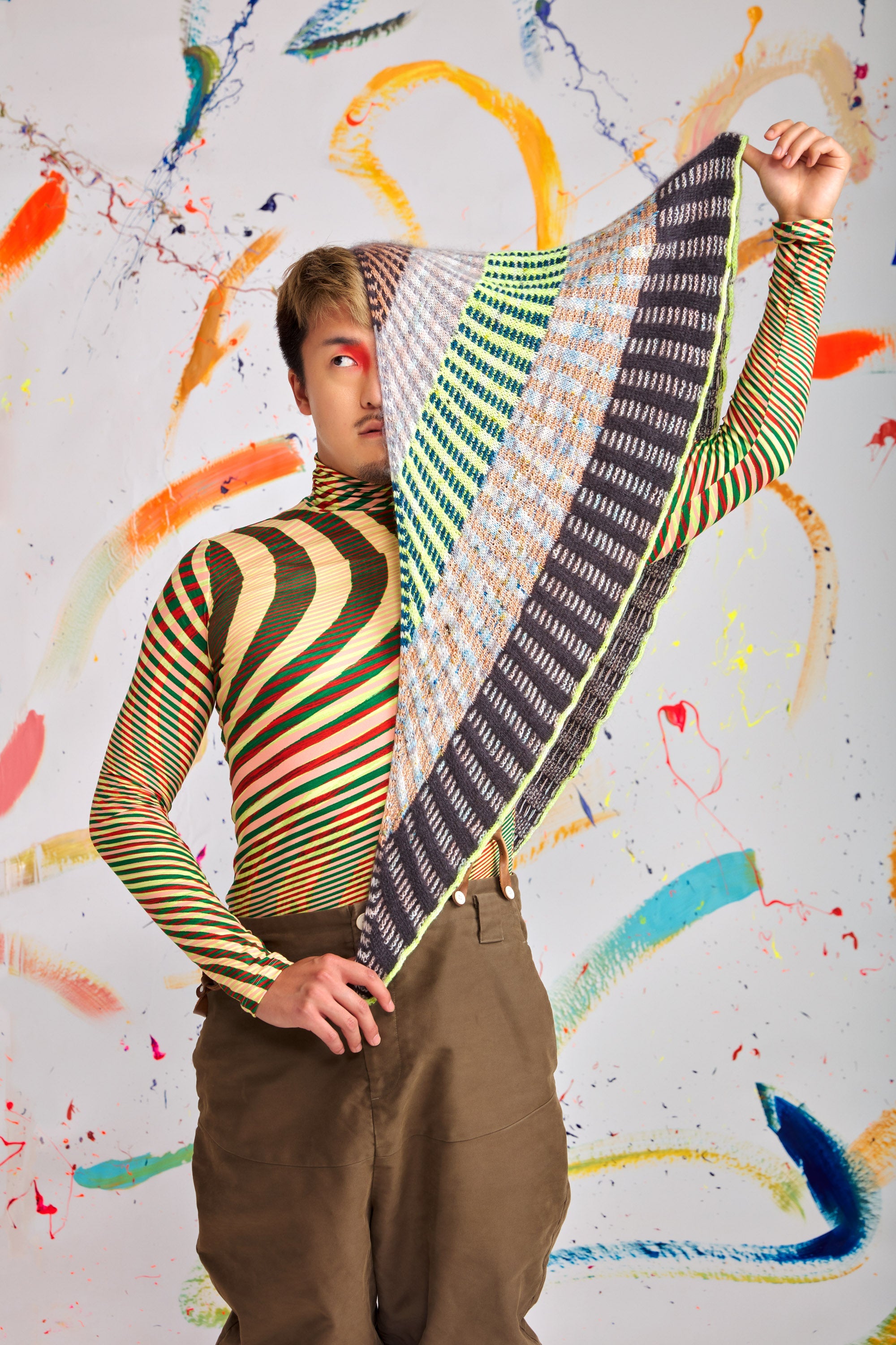 PAINTING COLUMNS SHAWL PATTERN