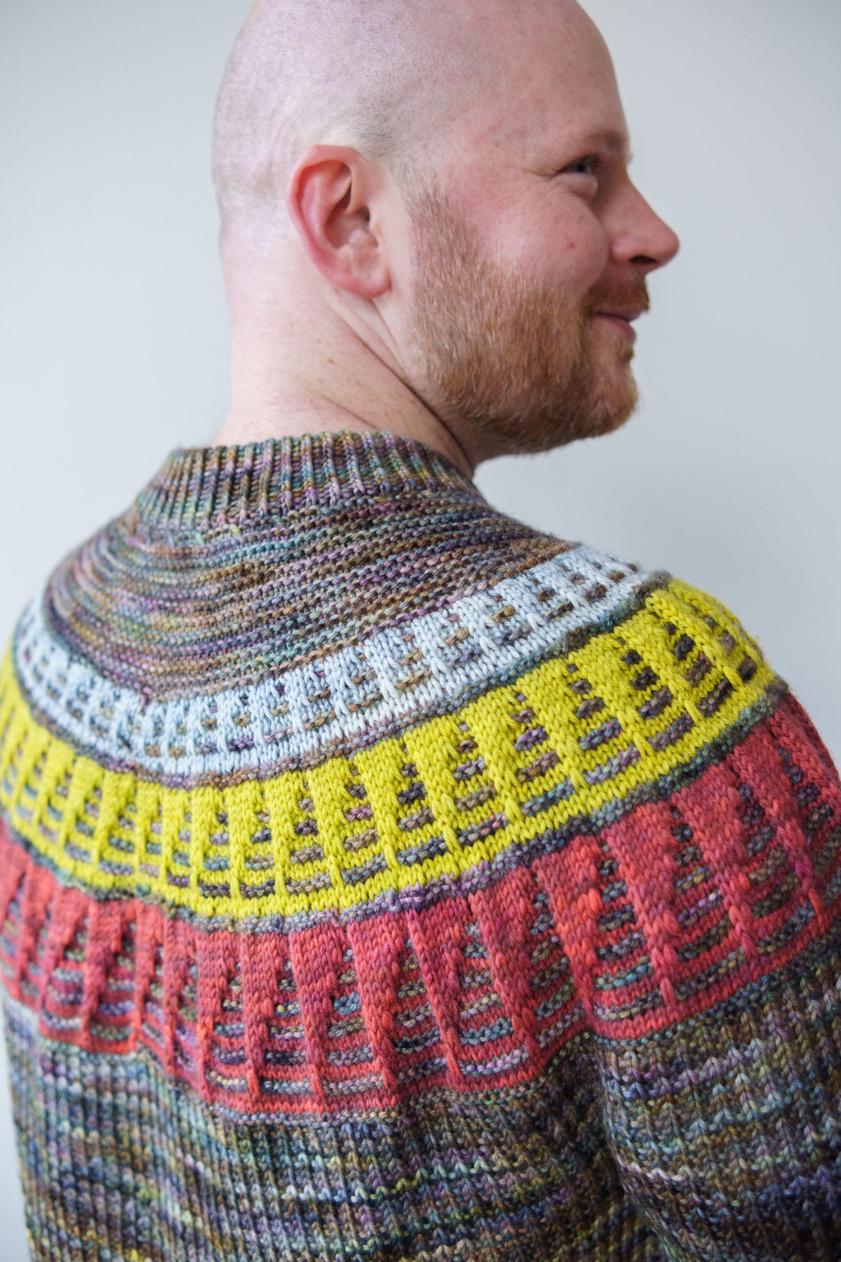 PAINTING TRIANGLES SWEATER PATTERN