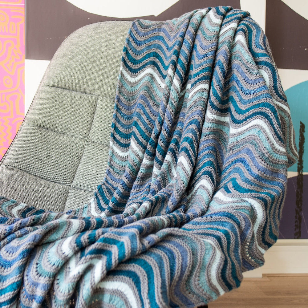 Painting Waves Blanket