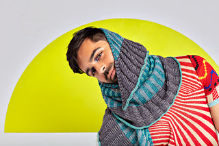PAINTING COLUMNS SHAWL PATTERN