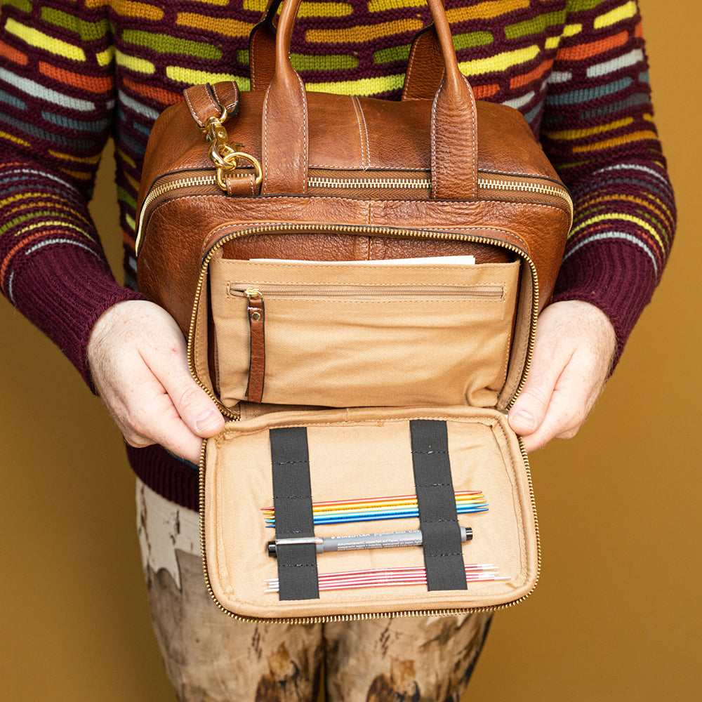 PROJECT 39 - BLACK - CROSSBODY PROJECT ORGANISER – Stephen & Penelope