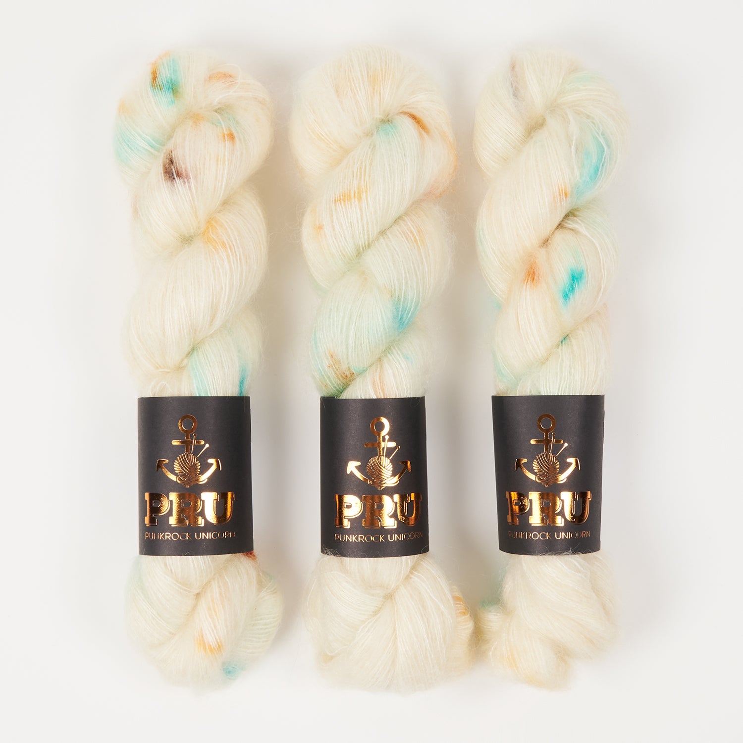 Punk Rock Unicorn MOE - GOA LIGHT Kid Mohair Silk Lace cream Yarn
