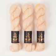 Punk Rock Unicorn MOE - RANUNCULUS CREAM Kid Mohair Silk Lace peach Yarn