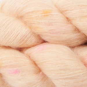 MOE - RANUNCULUS CREAM