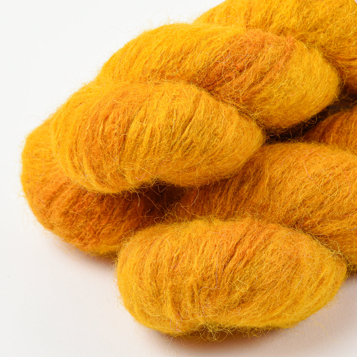 MELTED BABY SURI - BISCUIT