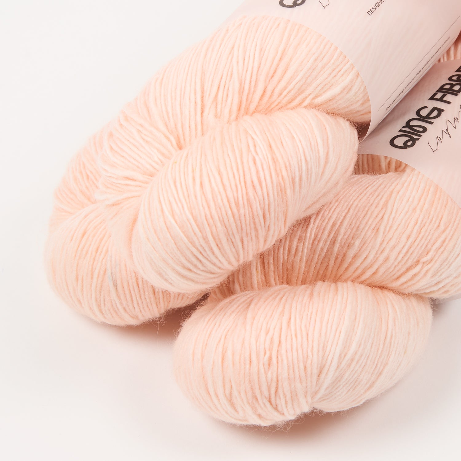 DASHING SASSY - WHITE PEACH