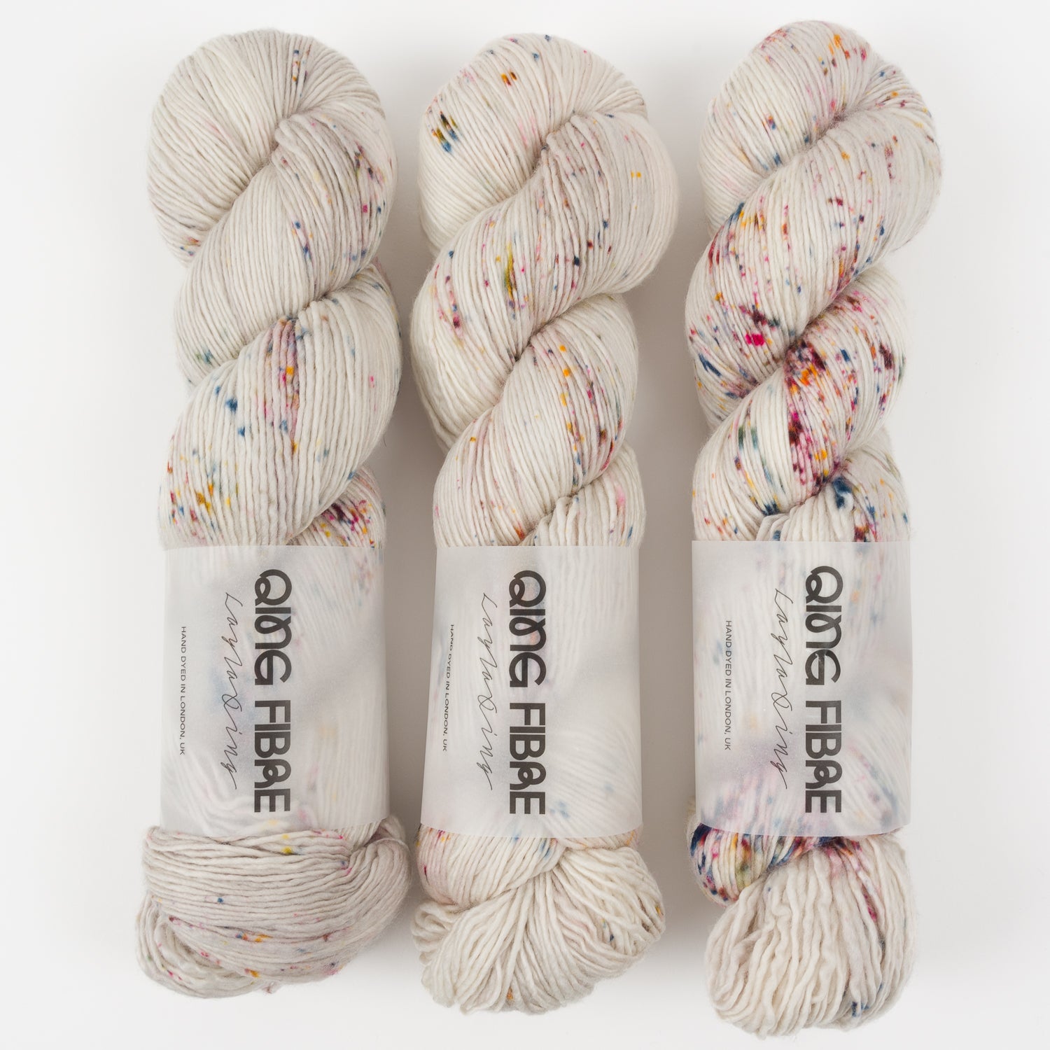 Qing Fibre DASHING SASSY - BALLOON Merino wool Fingering cream Yarn