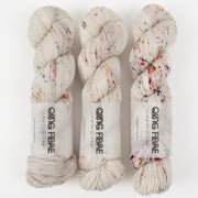 Qing Fibre DASHING SASSY - BALLOON Merino wool Fingering cream Yarn