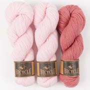 West Wool ROSE'S MAKE UP Merino wool Fingering Quick Kits