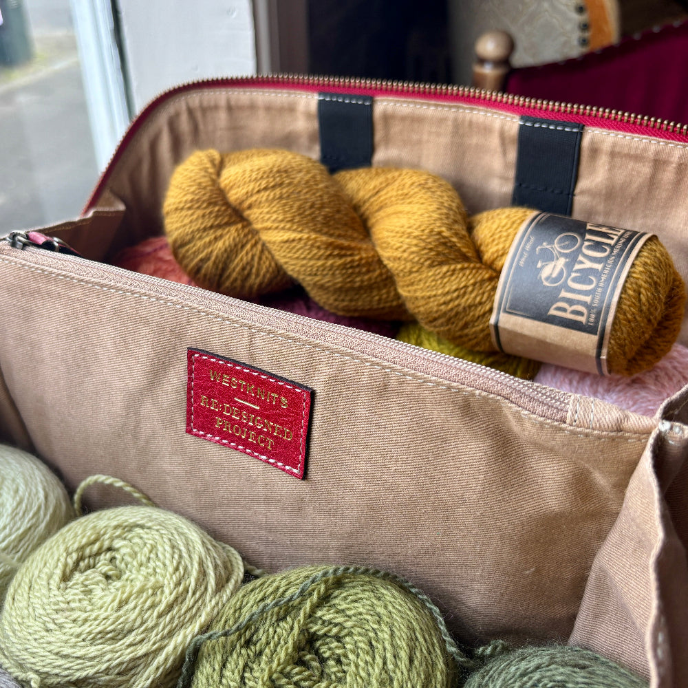 PROJECT 10 - RED ROSE - LARGE PROJECT ORGANISER