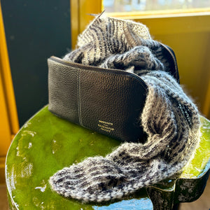 PROJECT 9 - BLACK PEBBLE - SMALL PROJECT ORGANISER