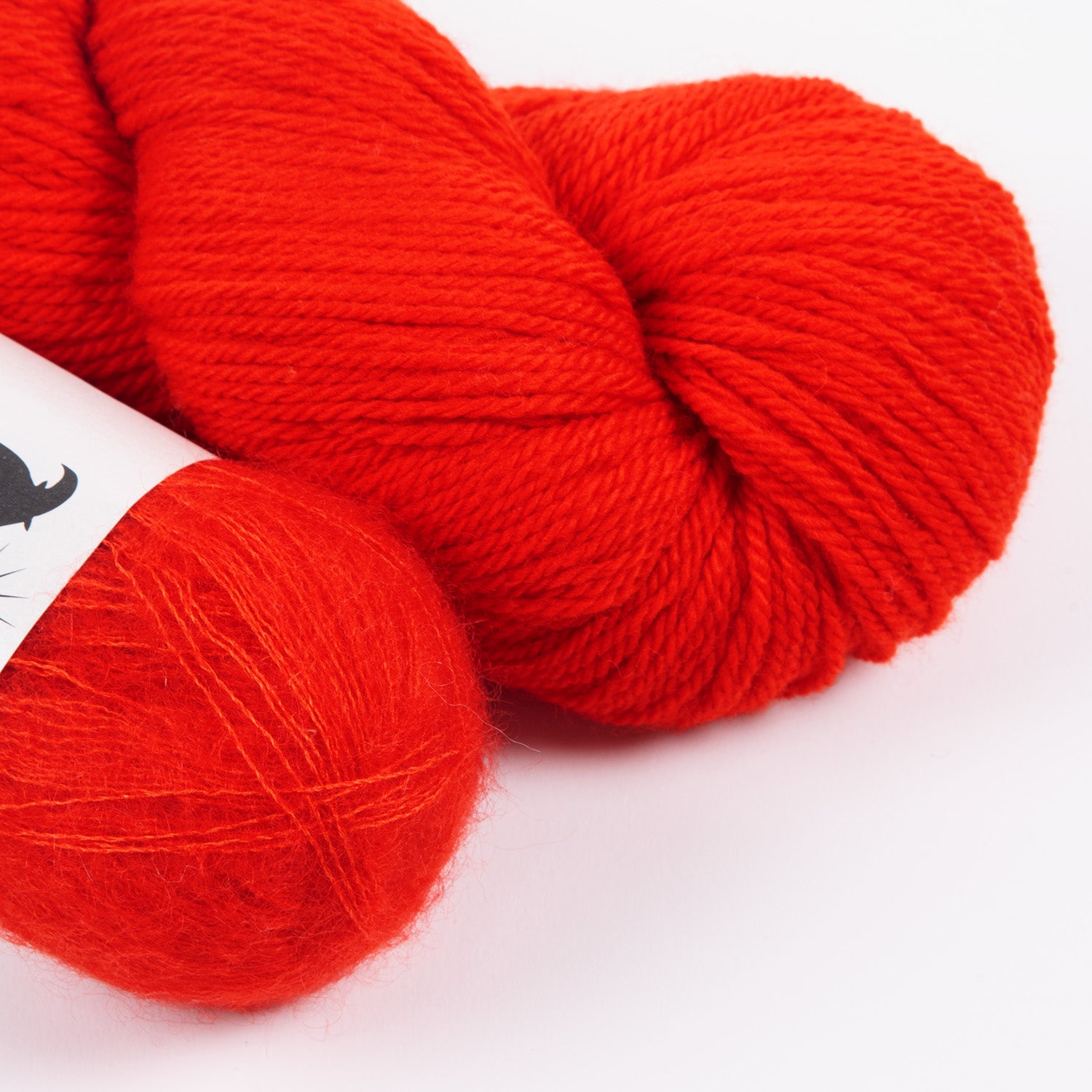 RED HOT MOHAIR MATCH DK