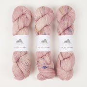 Shangdrok SINGLE MERINO - LAVENDER Merino wool Fingering pink Yarn