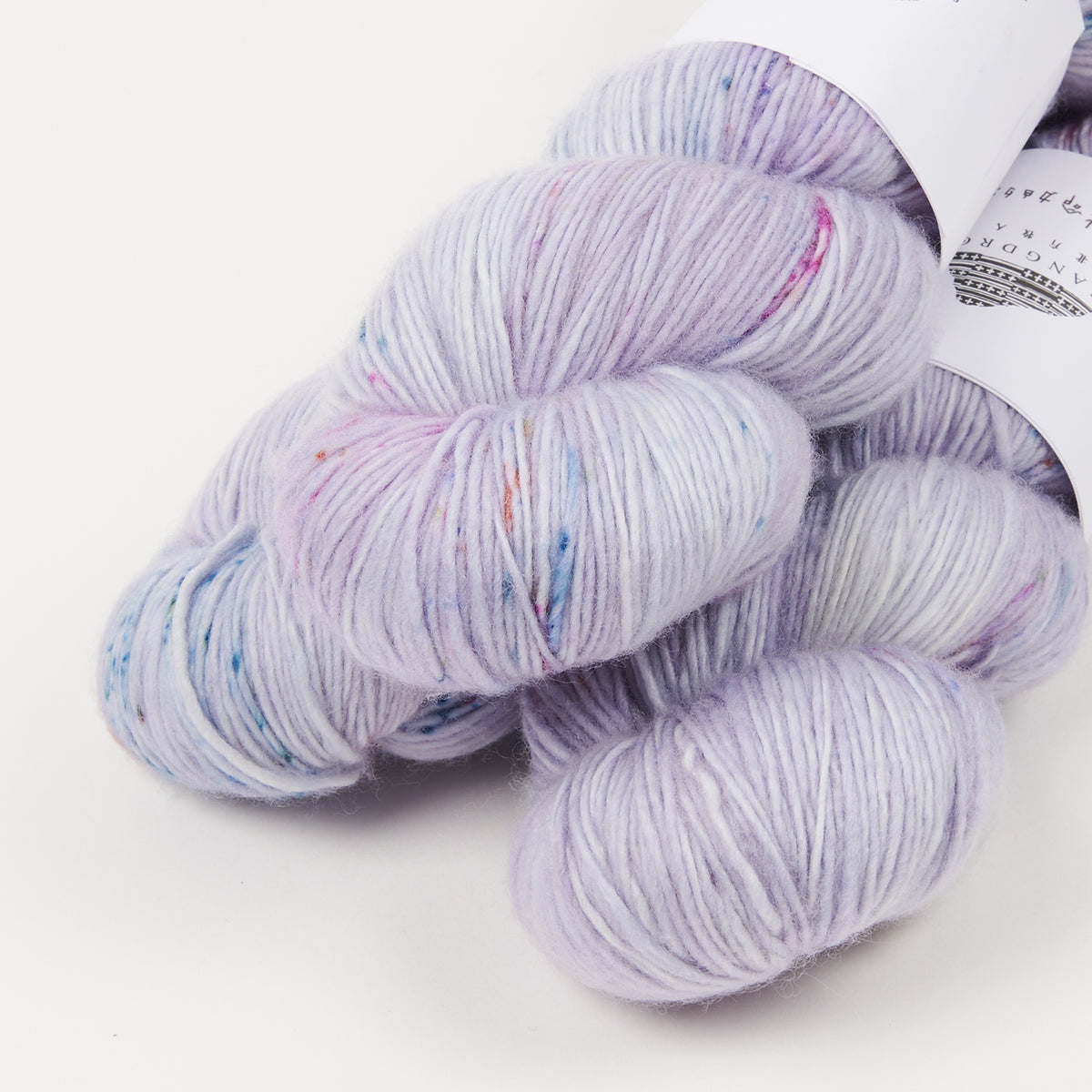 SINGLE MERINO - RAIN DROP ON THE NIGHT WINDOW