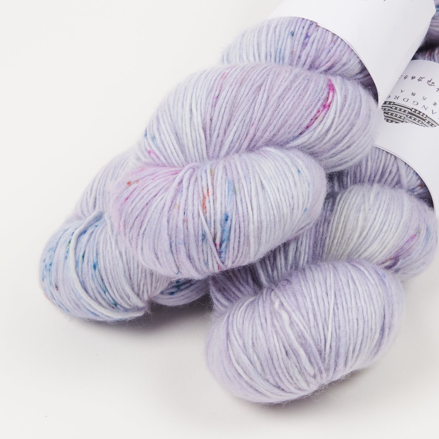 SINGLE MERINO - RAIN DROP ON THE NIGHT WINDOW