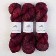 Shangdrok SINGLE MERINO - BERRIES Merino wool Fingering red Yarn